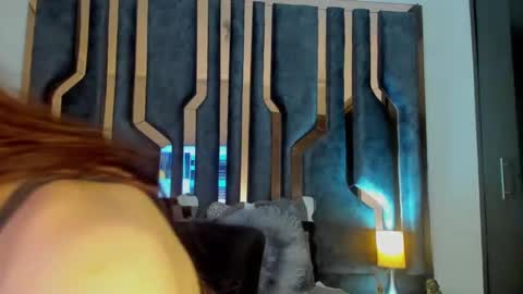 Snapshot of _silvia_vega_ chatting on 10, 12, 2024 _silvia_vega_ online show from 10, 12, 2024