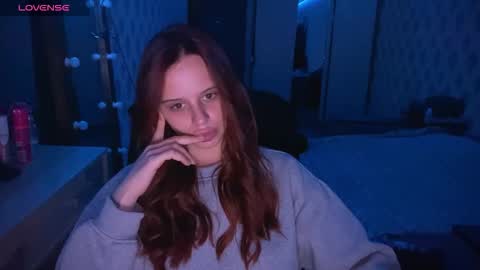 Snapshot of _slutty_fox_ chatting on 15, 9, 2025 Alice online show from 15, 9, 2025