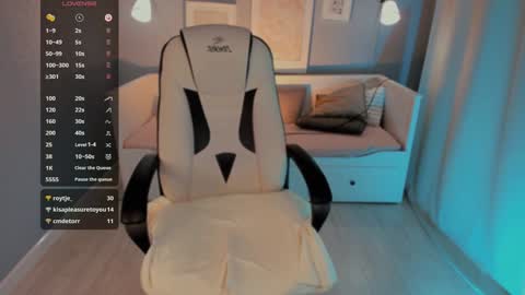 Sofi  Follow me  online show from 14, 12, 2024