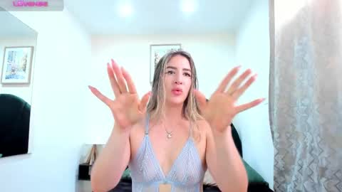    640  200   online show from 18, 12, 2025