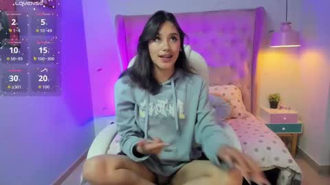 Sophie  online show from 26, 9, 2025