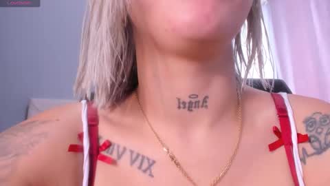 Snapshot of _sophiewilson chatting on 29, 12, 2024 sophie online show from 29, 12, 2024