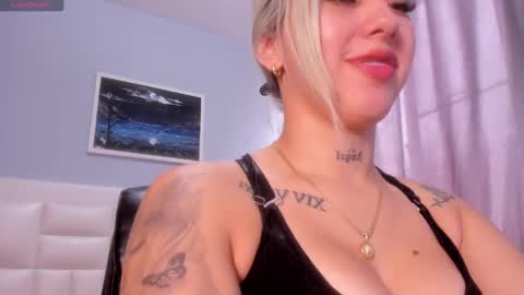 Snapshot of _sophiewilson chatting on 29, 1, 2025 sophie online show from 29, 1, 2025
