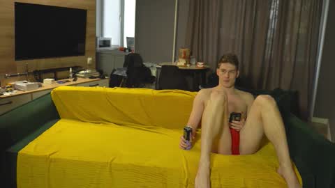 OLIVERpvt is open online show from 26, 9, 2025