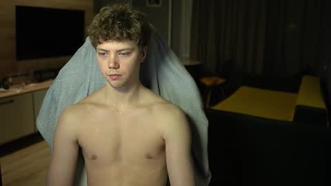 OLIVERpvt is open online show from 3, 2, 2026