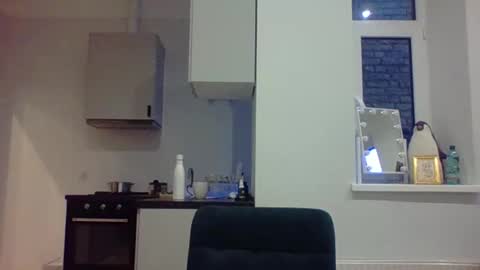 Melisa online show from 27, 10, 2025