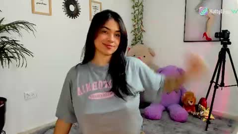 Snapshot of _sweet_kitty1 chatting on 5, 7, 2026 online show from 5, 7, 2026