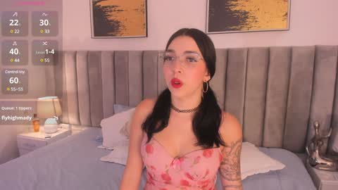 Snapshot of _tahiya_ chatting on 2, 1, 2025 Tahiya online show from 2, 1, 2025