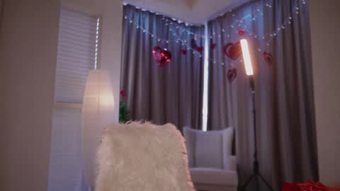 Snapshot of _teasecake_ chatting on 2, 3, 2026 Annie online show from 2, 3, 2026