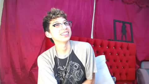 Snapshot of _thomas_hot_ chatting on 2, 3, 2025 Thomas online show from 2, 3, 2025