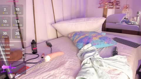 Rousse  online show from 18, 1, 2025