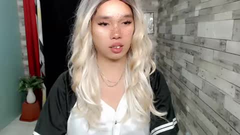 Iam Alex online show from 3, 1, 2025