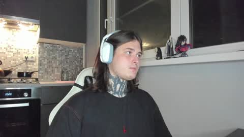 _torfin_ online show from 4, 3, 2025