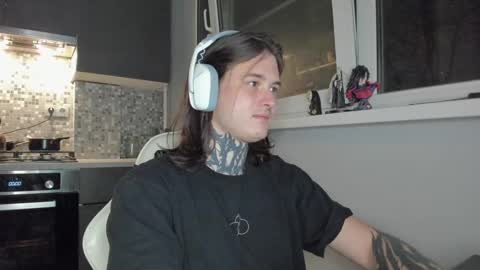 _torfin_ online show from 11, 3, 2025