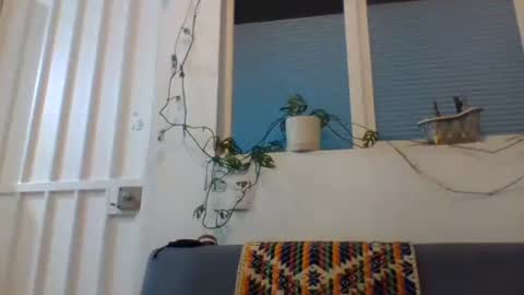 _tutti_frutti_ online show from 14, 1, 2025