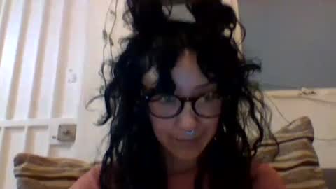 _tutti_frutti_ online show from 2, 2, 2025