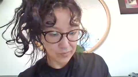 _tutti_frutti_ online show from 21, 10, 2025