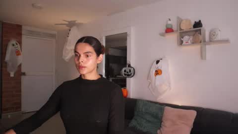 Anastasia Vahos online show from 27, 10, 2025