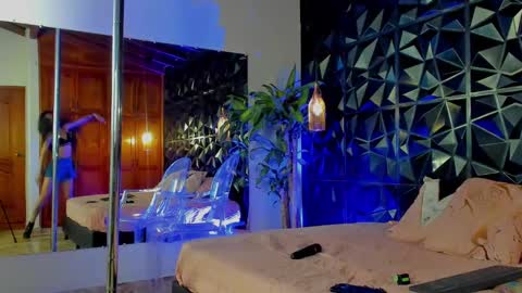 Snapshot of _valentina_69 chatting on 1, 3, 2025 _valentina_69 online show from 1, 3, 2025