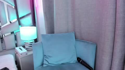 Snapshot of _valeria_saenz_ chatting on 24, 7, 2026 _valeria_saenz_ online show from 24, 7, 2026