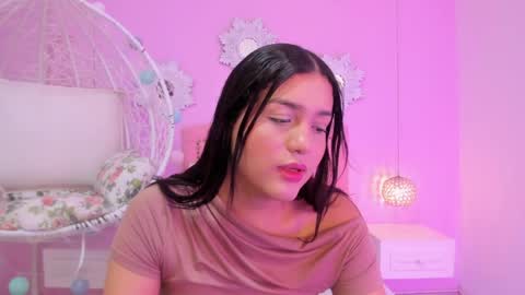 Snapshot of _valerycooper chatting on 2, 4, 2026 _valerycooper online show from 2, 4, 2026