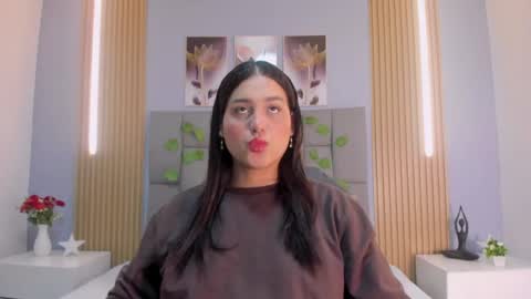 Snapshot of _valerycooper chatting on 18, 4, 2026 _valerycooper online show from 18, 4, 2026