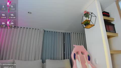 stephany online show from 21, 2, 2025