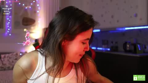 Snapshot of _whoareu_ chatting on 13, 12, 2024 Kristina online show from 13, 12, 2024