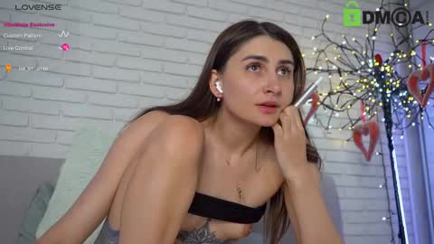 Lily online show from 24, 2, 2025