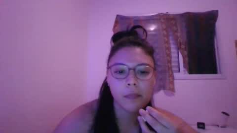 Snapshot of _youme chatting on 11, 9, 2025 _youme online show from 11, 9, 2025