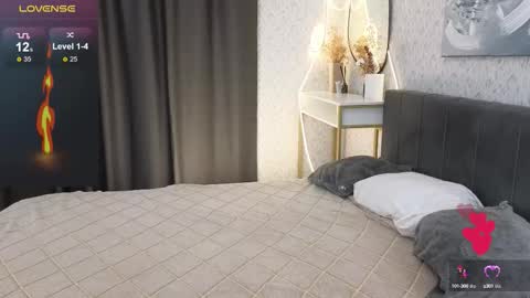 Snapshot of _your_sweetdream chatting on 5, 10, 2025 Jasmine online show from 5, 10, 2025