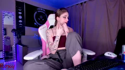 Roxy online show from 24, 2, 2025