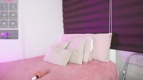 Snapshot of a__vanellopecute chatting on 13, 9, 2025 Alexandra online show from 13, 9, 2025