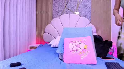 Aisha online show from 19, 11, 2025