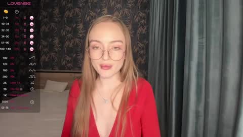 Snapshot of a_delina chatting on 9, 3, 2025 Adelina online show from 9, 3, 2025