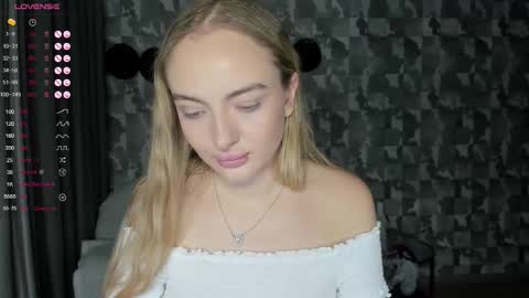 Adelina online show from 1, 11, 2025