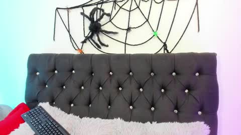 Snapshot of a_sexy_couple__ chatting on 16, 10, 2025 A Sexy Couple online show from 16, 10, 2025