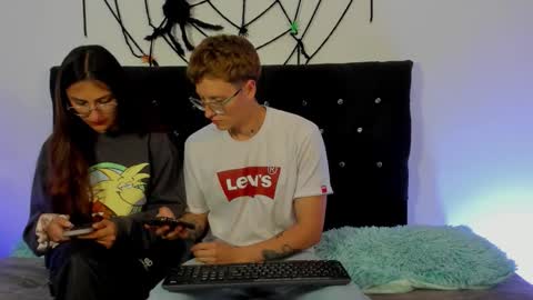 Snapshot of a_sexy_couple__ chatting on 28, 10, 2025 A Sexy Couple online show from 28, 10, 2025