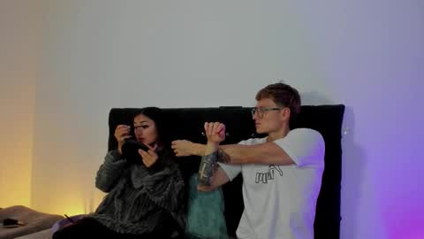 Snapshot of a_sexy_couple__ chatting on 12, 11, 2025 A Sexy Couple online show from 12, 11, 2025