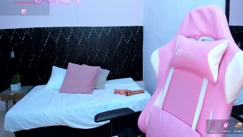 Abby Lee  online show from 23, 2, 2025