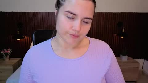 Abby Lee  online show from 18, 4, 2026