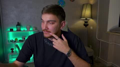 Snapshot of aalexxxxxx chatting on 8, 2, 2025 Alex online show from 8, 2, 2025