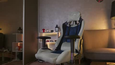 Snapshot of aalexxxxxx chatting on 27, 10, 2025 Alex online show from 27, 10, 2025