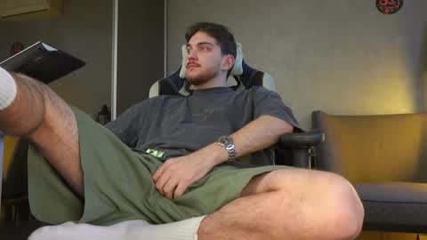 Snapshot of aalexxxxxx chatting on 16, 11, 2025 Alex online show from 16, 11, 2025