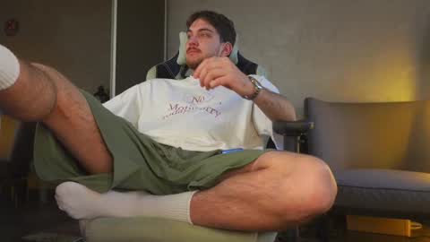 Snapshot of aalexxxxxx chatting on 20, 11, 2025 Alex online show from 20, 11, 2025