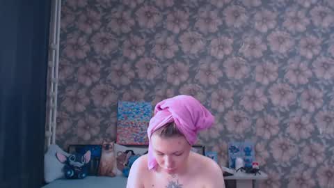 Snapshot of aalicebubble chatting on 3, 5, 2026 Alice online show from 3, 5, 2026
