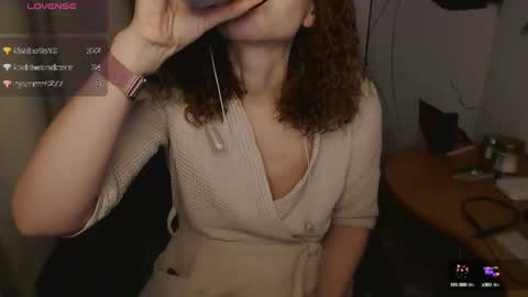 Snapshot of aamazingjoi chatting on 1, 1, 2025 Katie online show from 1, 1, 2025