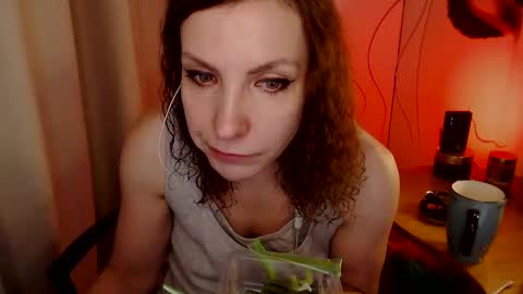 Snapshot of aamazingjoi chatting on 30, 1, 2025 Katie online show from 30, 1, 2025