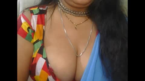 aaradhya_sexy_88 online show from 19, 1, 2026