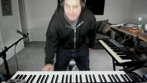 Aaron online show from 15, 11, 2025